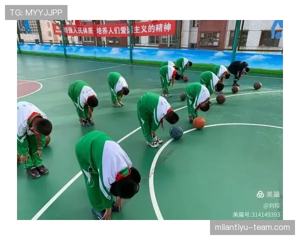 篮球新手必学：详解暂停规则如何申请和使用时机